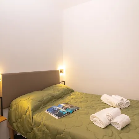 Isola 1 And 2 - Happy Apartment *